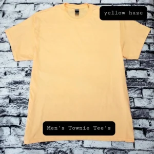 A yellow t-shirt with the words " men 's townie tre 's ".